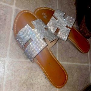 Worn once to a wedding, bought from TJ Maxx